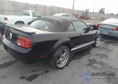 2009 Ford Mustang V6/V6 Premium z USA, uszkodzony, nr VIN 1ZVHT84N695138086